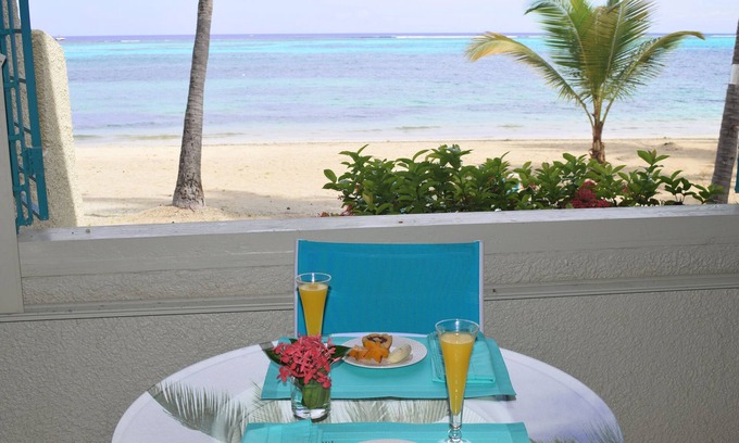 Estate Golden Rock Condo | Oceanfront Condo - Four Steps to Beautiful Sugar Beach