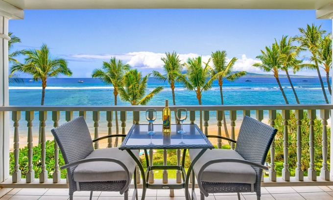 Historic Lahaina Front Street Condo | Oceanfront condo in Lahaina Shores. Unit 429.