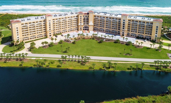 Palm Coast Condo | Oceanfront condo in Palm Coast Surf Club 213