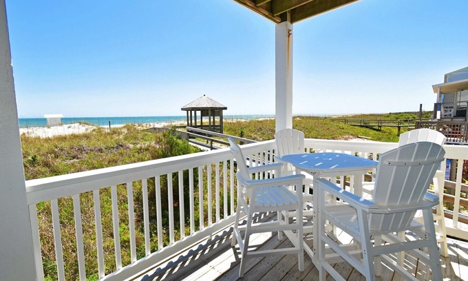 Carolina Beach Condo | Oceanfront condo in the heart of Carolina Beach!