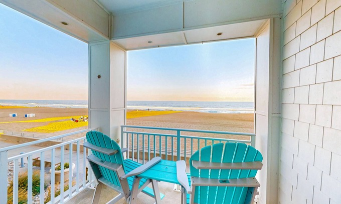 Sandbridge Condo | Oceanfront condo with 2 balconies, beach views, W/D & pool & gym