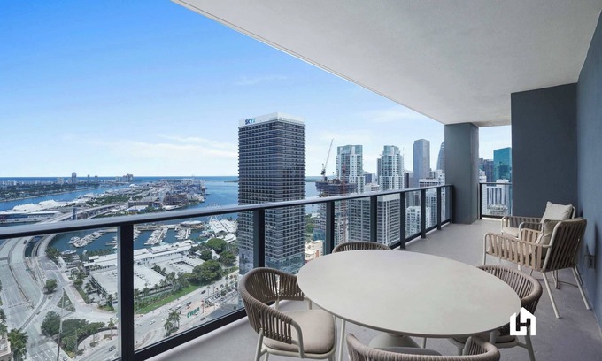 Downtown Miami Condo | Oceanfront Condo w/Stunning Views and Pool Access