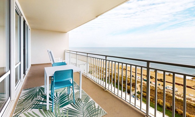 North Ocean City Condo | Oceanfront condo with pool, hot tub, fitness room, sauna, deck, & ocean view