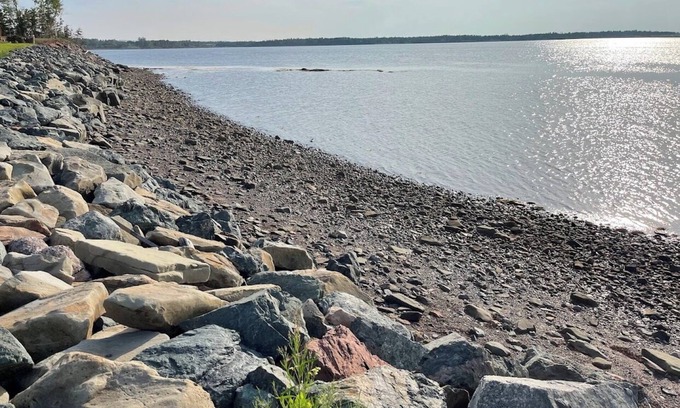 Tatamagouche Cottage | Oceanfront Cozy 2 bed Cottage in Brule Shore, pet friendly, firepit,