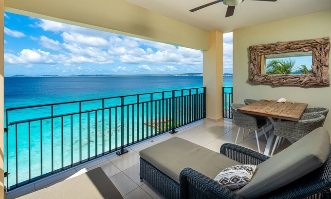 Belnem Apartment | Oceanfront de luxe apartment Bellevue Apartment nr 9