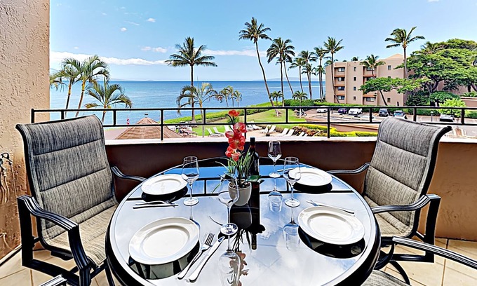 Maalaea Condo | OCEANFRONT*Deluxe Ocean View NEAR Sugar Beach!