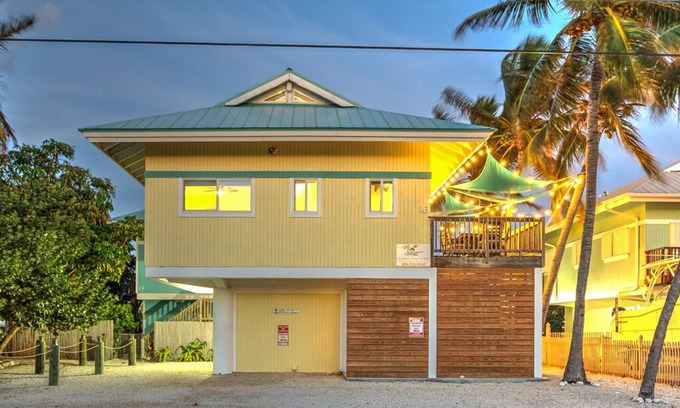 Marathon House | Oceanfront Home; Great Views; Large Boat Dock! nPrivate Large Jacuzzi.