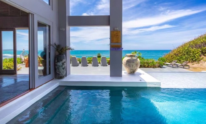 Treasure Beach Villa | Oceanfront