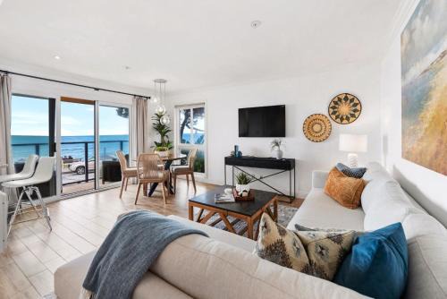Village of La Jolla Apartment | Oceanfront La Jolla Cove Condo