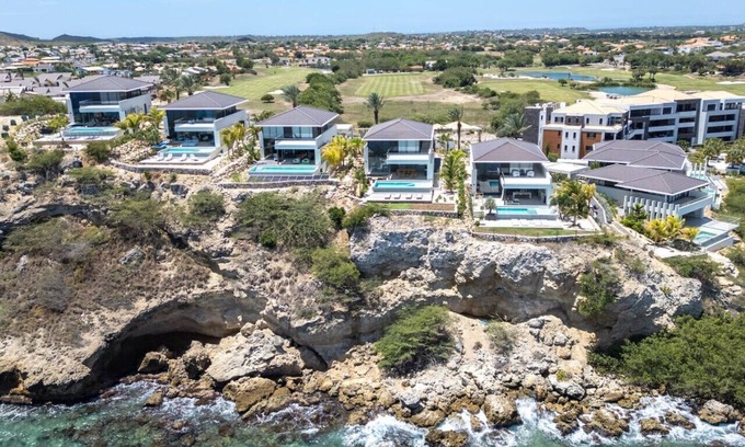 Sint Michiel House | Oceanfront Luxury Villa - Bocazul 5 by Bocobay