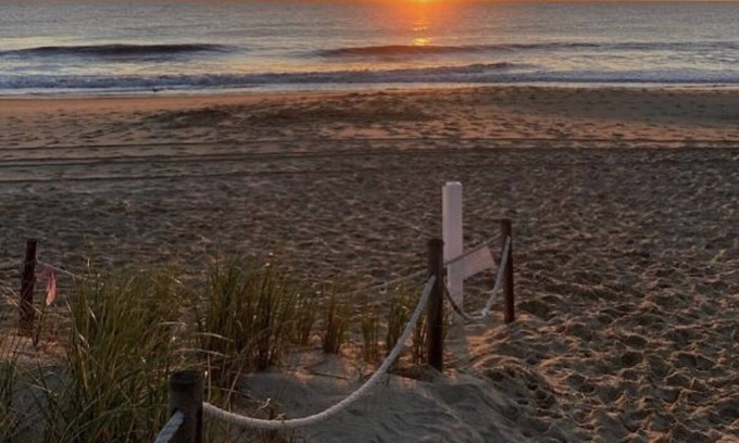 Fenwick Island House | OCEANFRONT Luxury Home, 2 Large Oceanfront Decks, 4 BR w/2 Primary Suites!