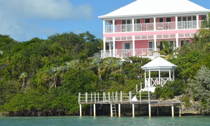 George Town House | Oceanfront Luxury Villa in February Point