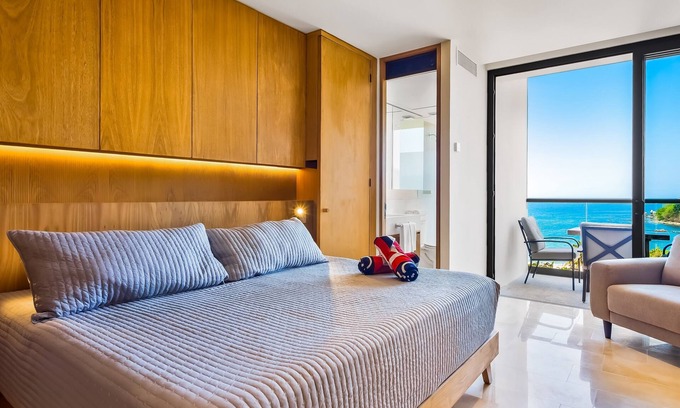 La Cruz de Huanacaxtle Apartment | Oceanfront Gem with Bay View Terrace & Direct Sea Access