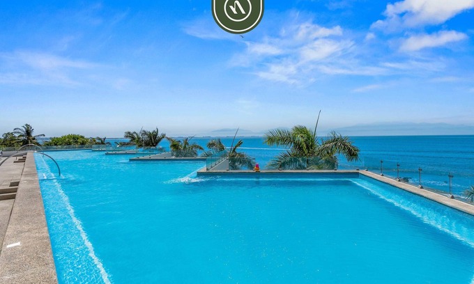 La Cruz de Huanacaxtle Apartment | Oceanfront 2 BR Condo with Beachclub