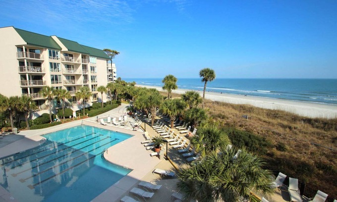 Palmetto Dunes Condo | Oceanfront Oasis: Stylish Condo for the Ultimate Beach Vacation