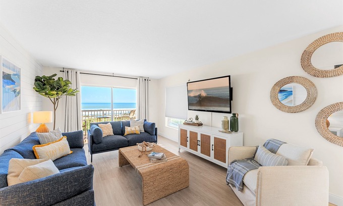 Cocoa Beach Condo | Oceanfront Oasis w/2 Balconies & Steps to Downtown!