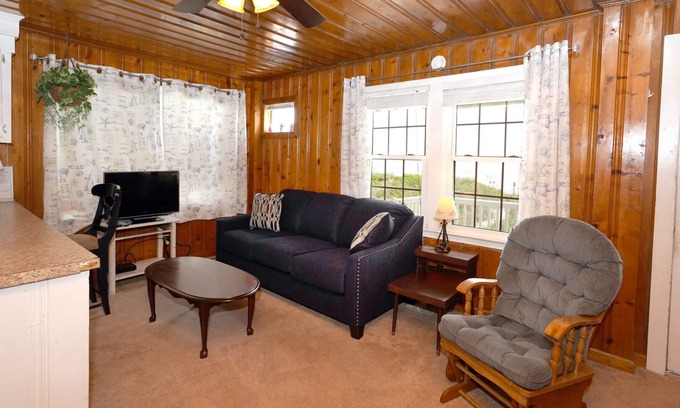 Cherry Grove Beach House | Oceanfront, pet-friendly, cozy apartment steps from the sand-budget friendly for you