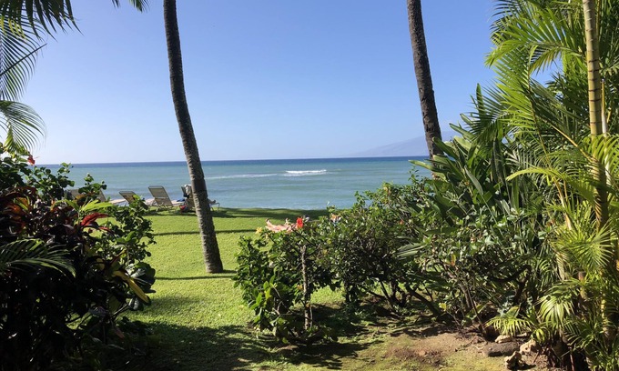Honokowai Condo | OCEANFRONT PARADISE WALKOUT Direct to Private Sandy Beach!nSunsets Hale Mahina