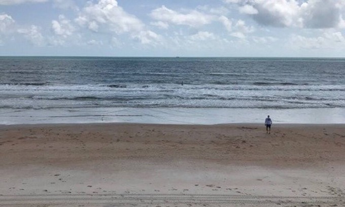 Vilano Beach House | Oceanfront Parardise! Private Home Just Steps to the Ocean!