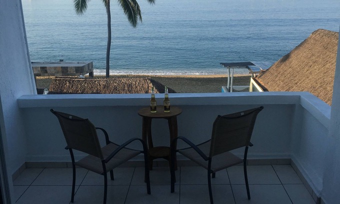 Manzanillo Condo | OCEANFRONT! π PENTHOUSE WITH A VIEW π³ π’