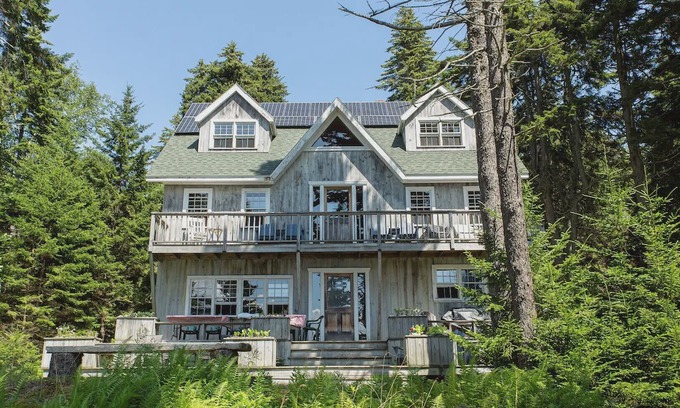 Friendship Cabin | Oceanfront Property on an island in Muscongus Bay