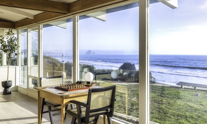 Cayucos House | Oceanfront Retreat - Beautiful Beach House with Private Beach Access