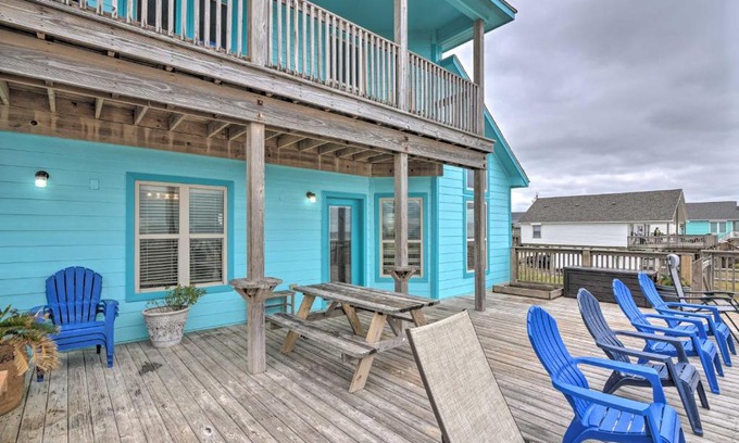Freeport House | Oceanfront Sea Dreams Beach House by Jetty Park!