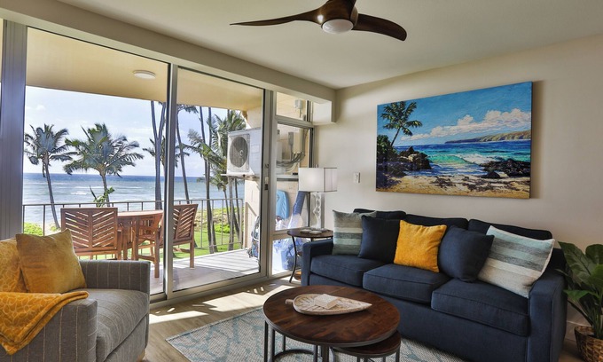 Kihei Condo | Oceanfront, Split AC unit, remodeled November 2024, king bed washer dryer unit
