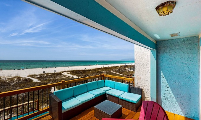 Panama City Beach House | Oceanfront Townhouse w/Ocean Views, High-Speed WiFi, Washer/Dryer, & Central AC