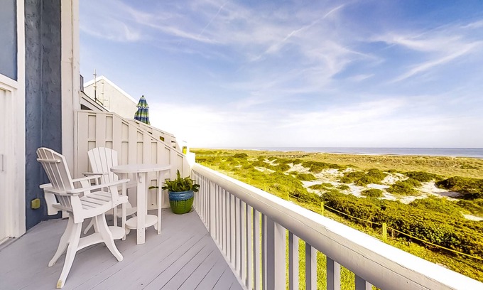 Fernandina Beach House | Oceanfront townhouse with ocean views, central AC, WiFi, & outdoor pool
