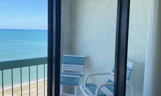 Hutchinson Island South Apartment | Oceanfront!