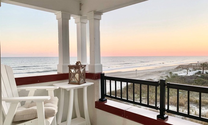 North Topsail Beach House | OCEANFRONT CONDO AMAZING VIEWS OF TOPSAIL BEACHES!