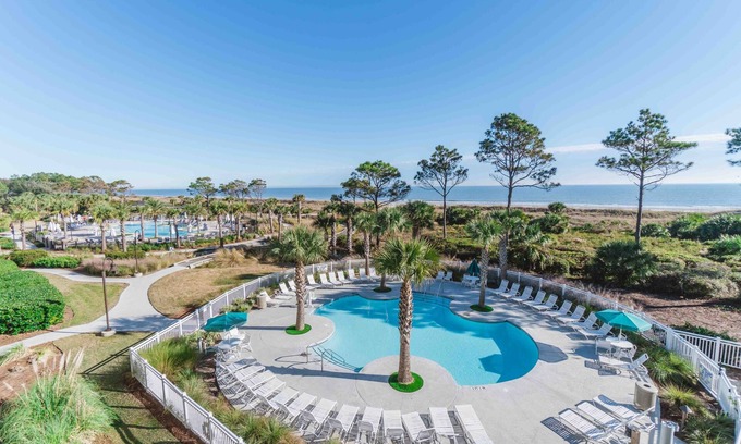 Hilton Head Island Villa | ☆Oceanfront Villa Heated Pool Walk to Coligny Plaza Tiki Bar South Forest Beach☆