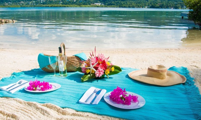 Lagoons Villa | Oceanfront Villa in Montego Bay