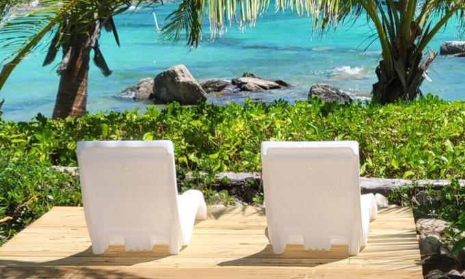 George Town Villa | Oceanfront Villa steps away from the ocean- Featured on HGTV Bahamas Life
