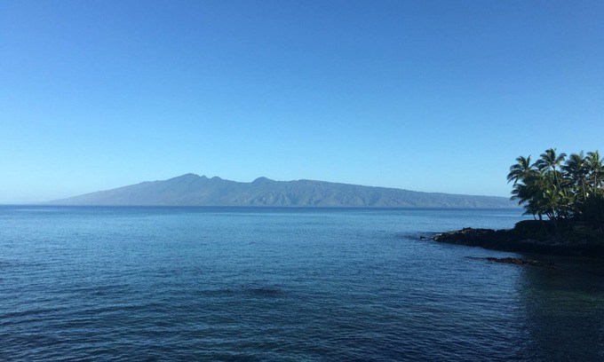 Kahana House | Oceanfront with unobstructed views of Molokai & Lanai, Sunsets, and Turtles!
