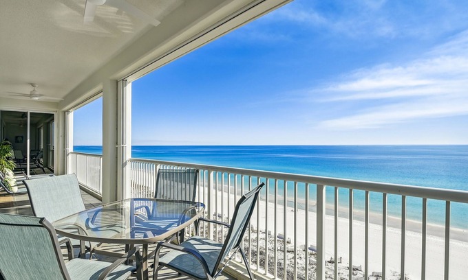 Holiday Isle Condo | Oceania 907 - Gulf Front 3 BR top floor - views are amazing! - sleeps 8 .