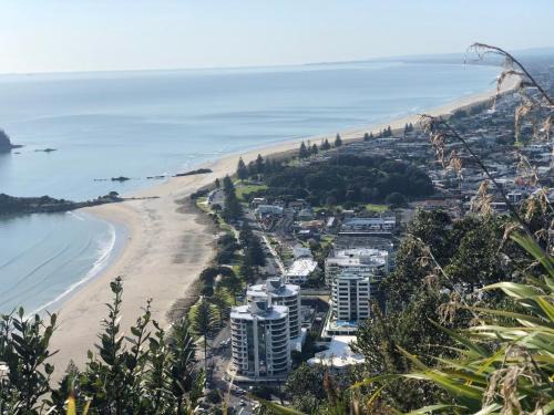 Mount Maunganui Apartment | Oceanside Apartment