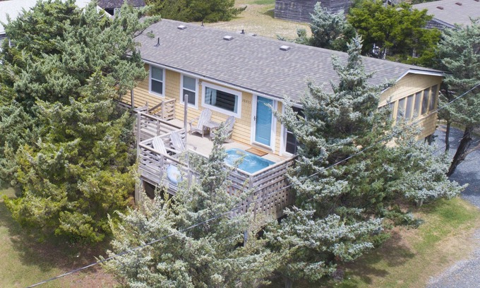 Avon House | OCEANSIDE AVON GOLDFISH DOG FRIENDLY