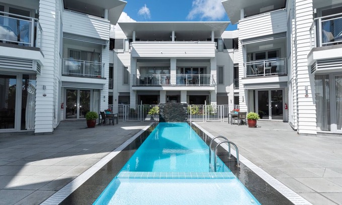 Paihia House | Oceanside - Paihia Waterfront Apartment