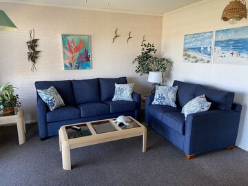 Folly Field Apartment | Oceanview 2BR Condo #434 Admirals Row