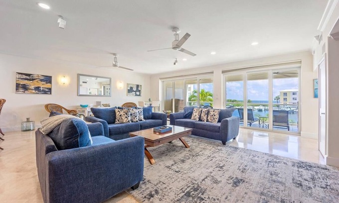 Rock Harbor Condo | Oceanview 4BR/3BA Mariner's Club Villa 126 with Oasis Pool, Marina, Game Room & More