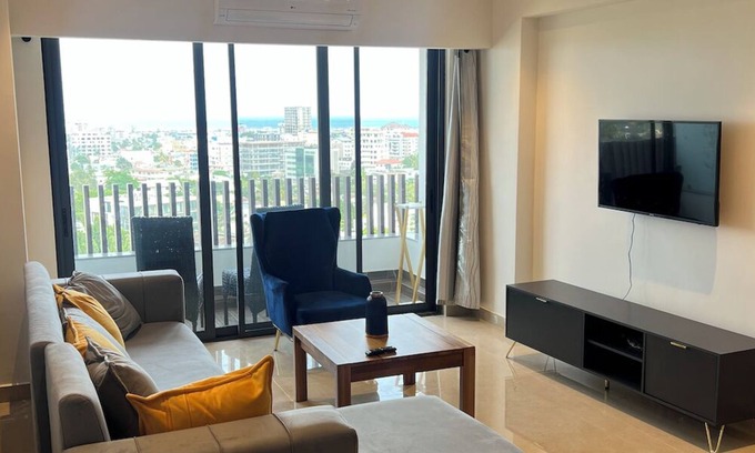 North Ridge Condo | Oceanview City Apt Urban Retreat