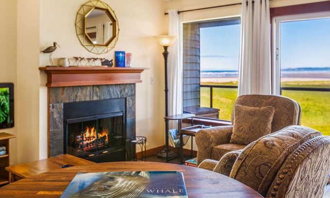 Moclips Condo | Oceanview condo steps from Moclips Beach dunes.