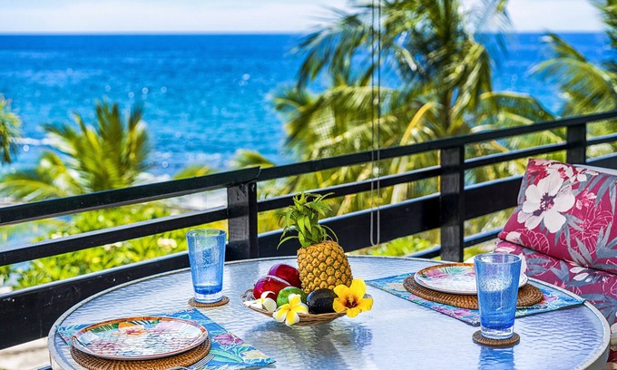 Kailua-Kona Condo | Oceanview Condo w/AC, Lanai & Shared Oceanfront Pool - Casa De Emdeko 336
