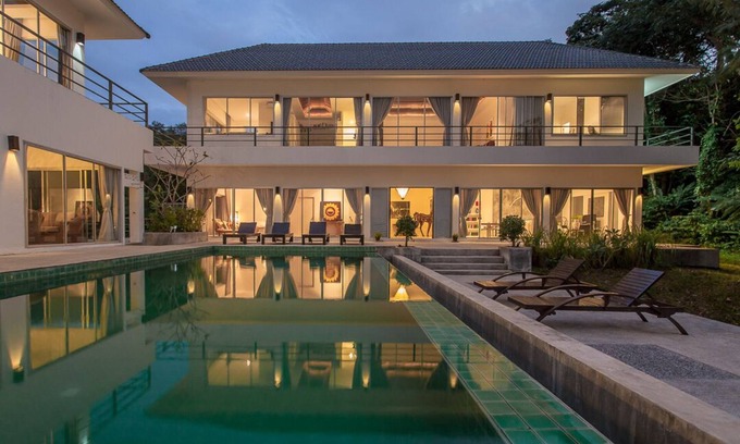 Sa Khu Villa | OceanView Private Villa: Walk to Beach; pool