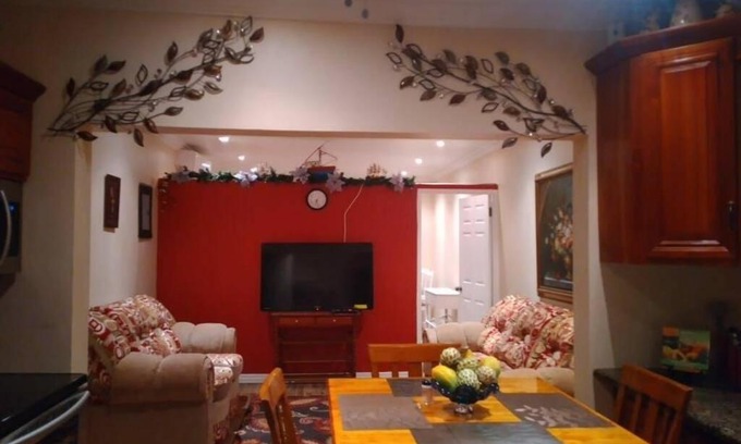 River Oaks Apartment | Ocho Rios Hideaway