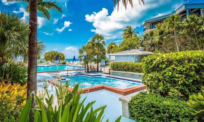 Key West Condo | OCTOBER 2025 LOW RATES! ATLANTIC HIDEAWAY- Key West