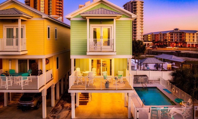 Gulf Shores House | October Open! Pet-Friendly Stay! Pool! Near Beach!