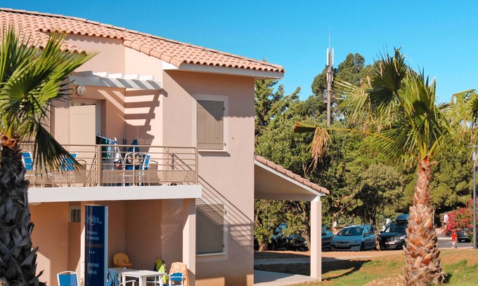 Les Bormettes Apartment | Odalys Référence Les Océanides by Interhome